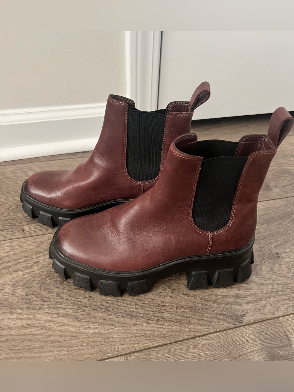 Gianni Bini Women's Leather Chelsea Ankle Boots in Burgundy